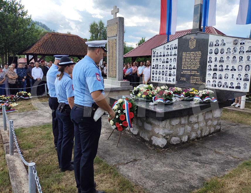 SREBRENICA, JULY 12 /SRNA/ – Family members of Serbs killed on Petrovdan 1992 in Zalazje near Srebrenica has said today that even after 33 years, there is no justice for the Serb victims, that wounds remain unhealed, and that they believe God’s justice will not bypass the perpetrators.