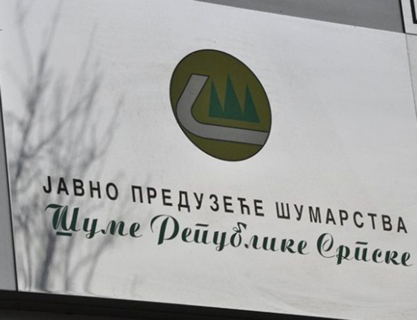 БАЊАЛУКА, 14. ЈУЛА /СРНА/ - Вршилац дужности директора "Шума Републике Српске" Блашко Каурин данас ће у Бањалуци одржати конференцију за новинаре о пословању овог јавног предузећа, изазовима и активностима у текућој години, као и плановима за наредни период.