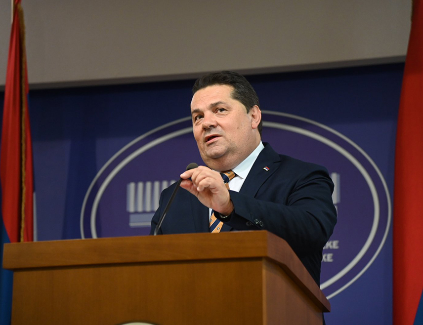 BANJA LUKA, JULY 15 /SRNA/ – Republika Srpska National Assembly Speaker Nenad Stevandić says the Viaduct case investigation should focus on those attempting to take money, rather than on politicians disliked by certain individuals.