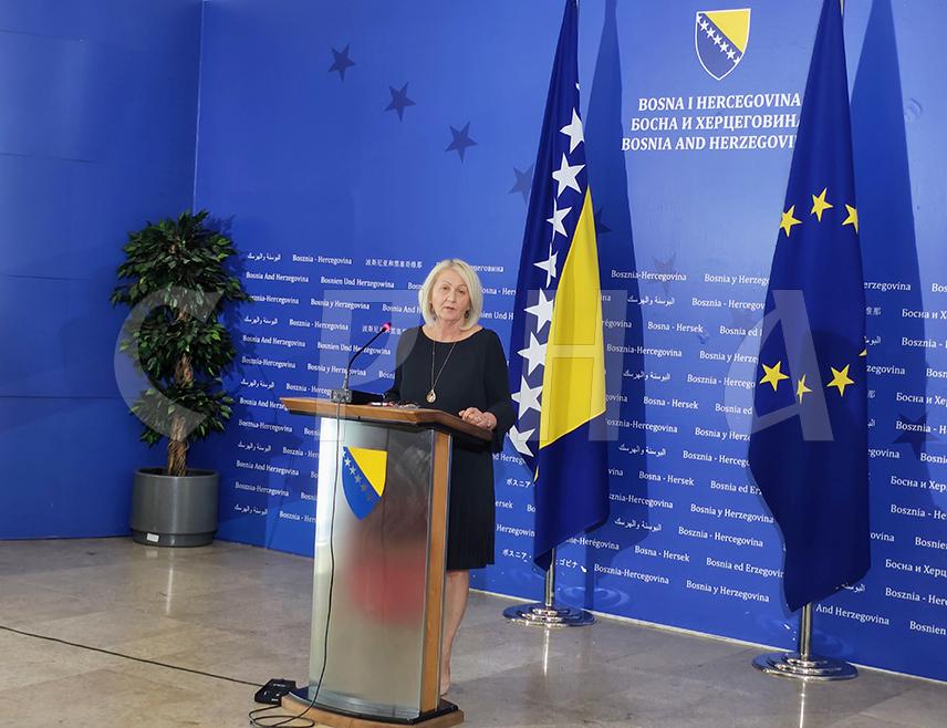 САРАЈЕВО, 22. ЈУЛА /СРНА/ - Предсједавајућа Савјета министар Борјана Кришто рекла је да на данашњој сједници није разматрано именовање за замјеника директора Агенције за истраге и заштиту БиХ /Сипа/.