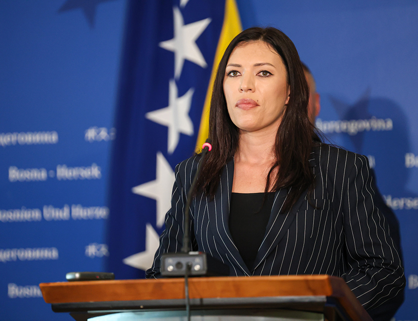 САРАЈЕВО, 29. ЈУЛА /СРНА/ - Предсједавајућа Клуба посланика СНСД у Представничком дому Парламентарне скупштине БиХ Сања Вулић рекла је данас да предсједавајућа Савјета министара Борјана Кришто рационално поступа када не предлаже новог министра безбједности јер зна да за то тренутно нема већине.