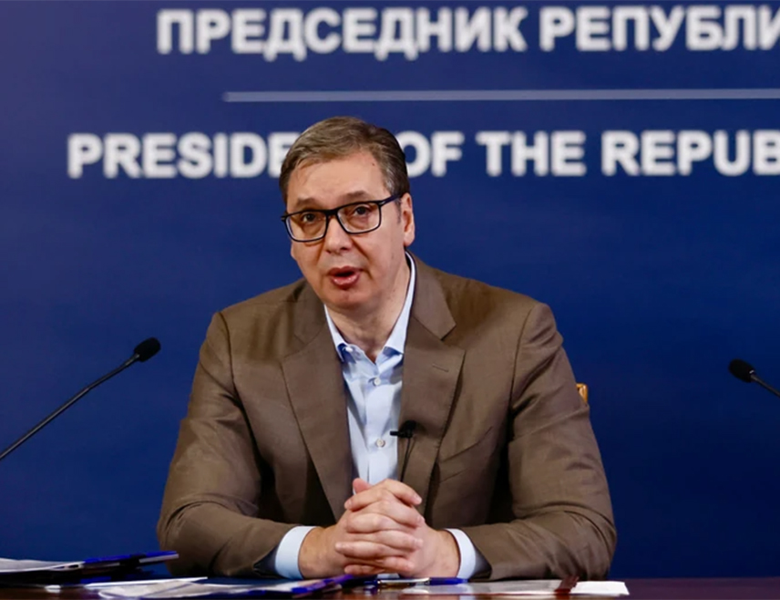 БЕОГРАД, 30. ЈУЛА /СРНА/ - Предсједник Србије Александар Вучић изјавио је да су због актуелне ситуације у Новом Пазару узнемирени и Срби, али и Бошњаци којих је око 80 одсто, те поручио да ће држава сачувати мир и стабилност.