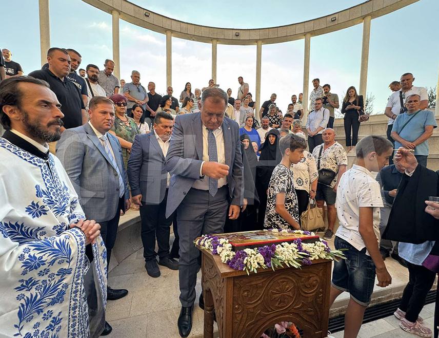 PREBILOVCI, AUGUST 5 /SRNA/ - President of Republika Srpska Milorad Dodik stated that Prebilovci near Čapljina is one of the places that suffered the most in the history of Serbian suffering and represents a clear example of genocide.