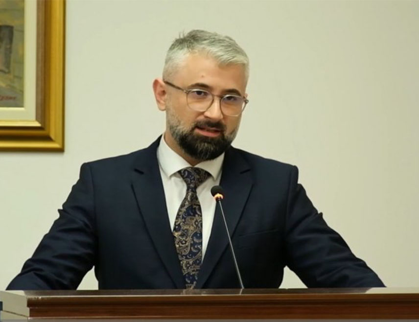 БАЊАЛУКА, 8. АВГУСТА /СРНА/ - Правник Марко Шукало истакао је да данашњој генерацији Срба треба честитати што је смогла снаге да усвоји Декларацију о заштити националних и политичких права и заједничкој будућности српског народа након 107 година од, за српски народ погубне, Крфске декларације, те истакао да ће ефекти документа усвојеног прије годину дана у Београду бити изучавани и сагледавани у деценијама које слиједе.