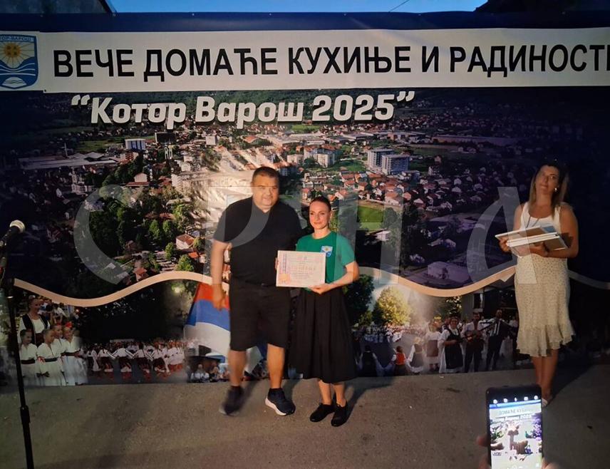 КОТОР ВАРОШ, 11. АВГУСТА /СРНА/ - У Котор Варошу је, у оквиру Дана дијаспоре, одржана гастро манифестација "Вече домаће кухиње и кућних радиности", која је окупила 25 излагача.