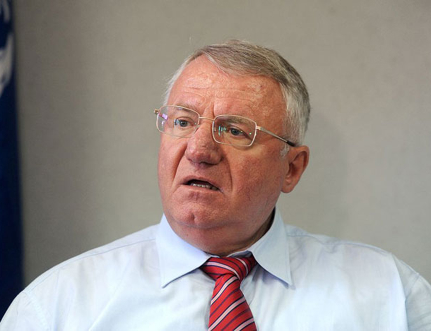 BELGRADE, AUGUST 17 /SRNA/ - The Serbian authorities should apprehend between 100 and 1,000 organizers and leaders of the protests to end the unrest in the country, said Vojislav Šešelj, president of the Serbian Radical Party /SRS/.