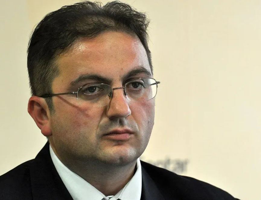 BELGRADE, AUGUST 23 /SRNA/ - Political analyst Stevica Deđanski believes that the decision of the National Assembly of Republika Srpska to call a referendum is an excellent response to everything being done by Christian Schmidt, the Court of BiH, the Central Election Commission of BiH, and political Sarajevo, because the key point is for the Serb people to express their opinion on the matter.