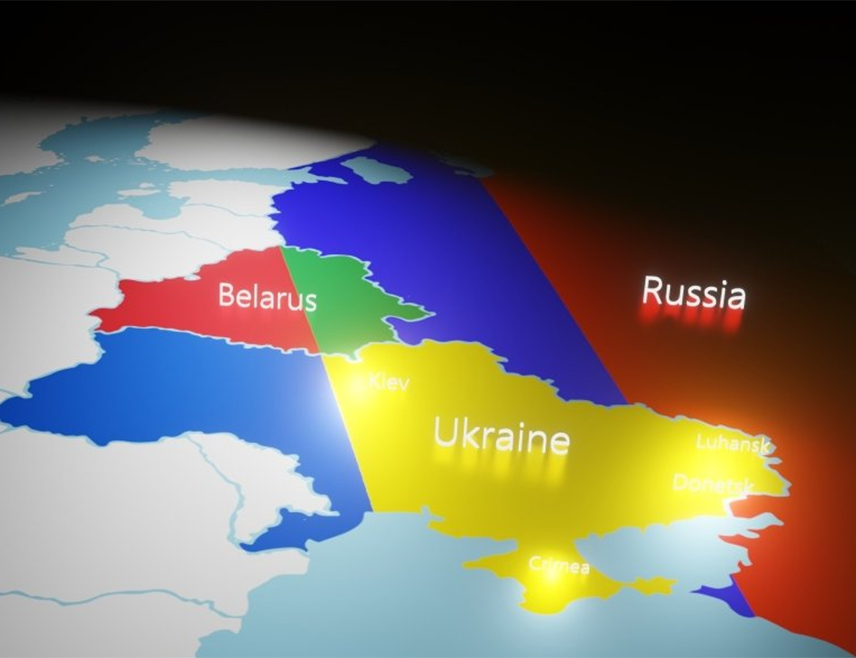 МИНСК, 28. АВГУСТА /СРНА/ - Запад упорно покушава да Бјелорусију претвори у "нову Украјину", али се та земља успјешно супротставља таквим покушајима захваљујући историјским и културолошким везама са Русијом, изјавио је руски амбасадор у Минску Борис Гризлов.
