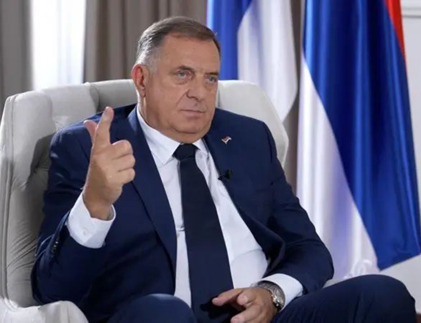 BANJA LUKA, AUGUST 31 /SRNA/ - Republika Srpska President Milorad Dodik stated that he would try to convince Russian President Vladimir Putin to support the aspirations for holding a referendum on the independence of Republika Srpska.
