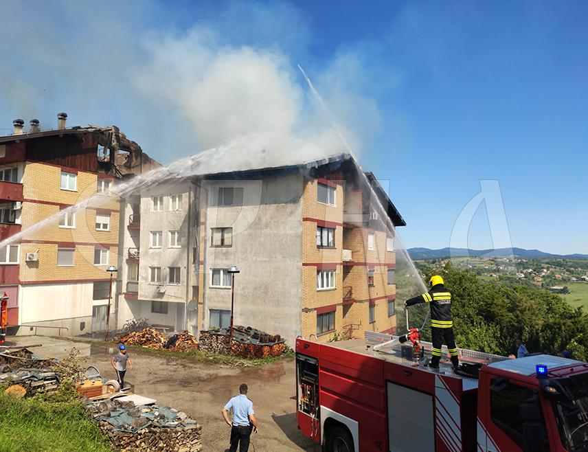 ВЛАСЕНИЦА, 1. СЕПTЕМБРА /СРНА/ - Општина Власеница предузима све мјере као одговорна локална заједница с циљем санације штете и помоћи грађанима који су недавно погођени пожаром који је избио у насељу Панорама, истакао је начелник ове локалне заједнице Мирослав Краљевић.