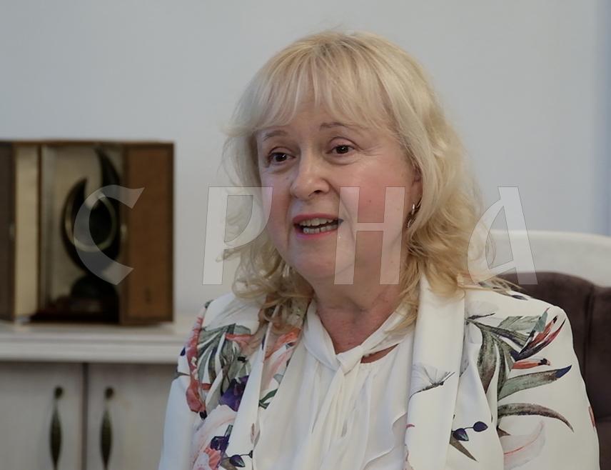 BANJA LUKA, SEPTEMBER 5 /SRNA/ - World-renowned endocrinology expert Svetlana Vujović emphasized today in Banja Luka that the Serbian people are experienced and intelligent, and must invest in knowledge and science, adding that many who underestimate them are mistaken.