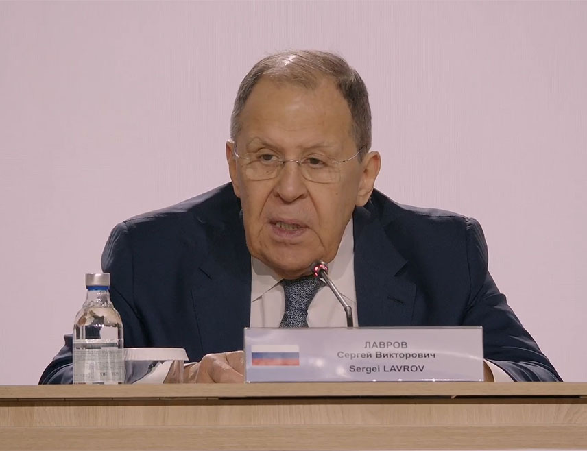 МОСКВА, 9. СЕПТЕМБРА /СРНА/ - Министар иностраних послова Руске Федерације Сергеј Лавров поручио је да је тешко замислити у нормалној држави да је предсједник Републике Српске Милорад Додик извршио кривично дјело јер није испунио одлуке Кристијана Шмита, те истакао да ће на сједници Савјета безбједности УН у октобру БиХ морати да се припреми за неугодна питања.