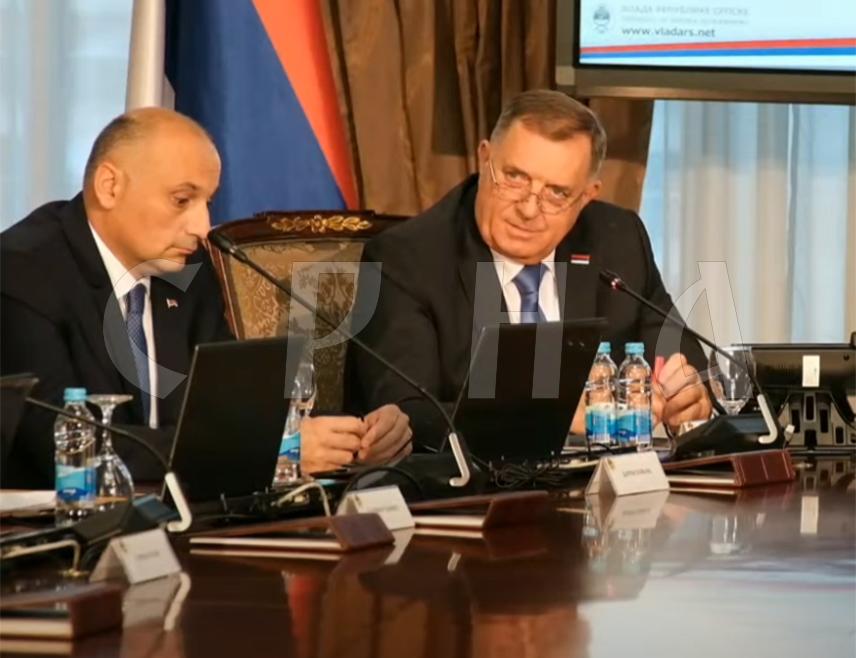 БАЊАЛУКА, 11. СЕПТЕМБРА /СРНА/ - Предсједник Републике Српске Милорад Додик рекао је да је главни циљ који се мора постићи да се афирмише држава – Република Српска која мора имати предност пред профитом.