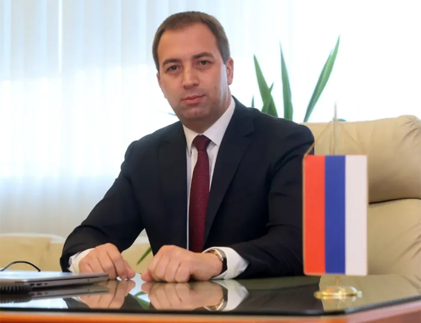 БАЊАЛУКА, 13. СЕПТЕМБРА /СРНА/ - Министар правде Републике Српске Горан Селак одрекао се одборничког мандата у Скупштини града Бањалука.