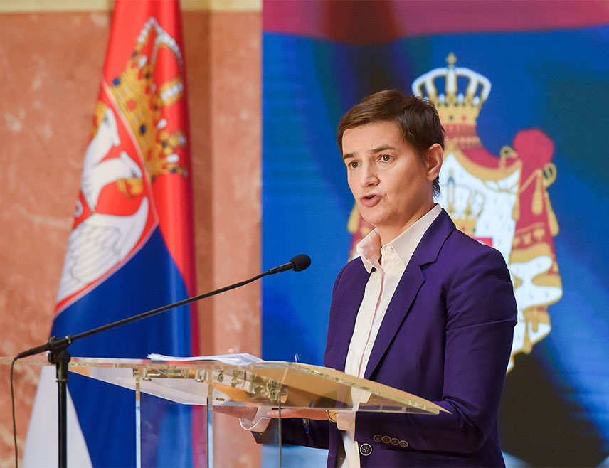 БЕОГРАД, 15. СЕПТЕМБРА /СРНА/ - Предсједник Скупштине Србије Ана Брнабић честитала је Дан српског јединства, слободе и националне заставе, који данас обиљежавају Србија и Република Српска, уз жељу да се српска тробојка увијек поносно вијори.