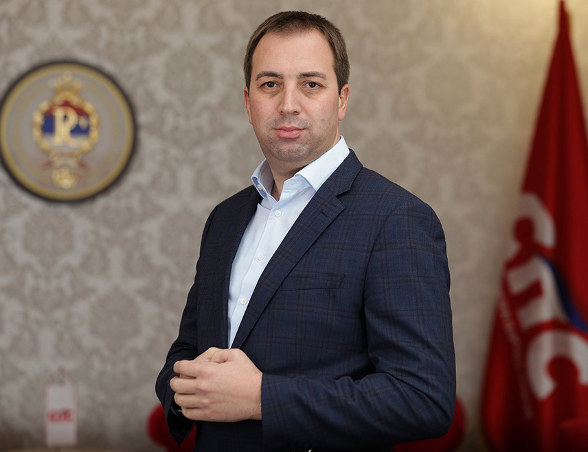 БЕОГРАД, 18. СЕПТЕМБРА /СРНА/ - Министар правде Републике Српске Горан Селак изјавио је да је сачинио и премијеру Сави Минићу доставио план и програм рада овог министарства за цијелу годину.