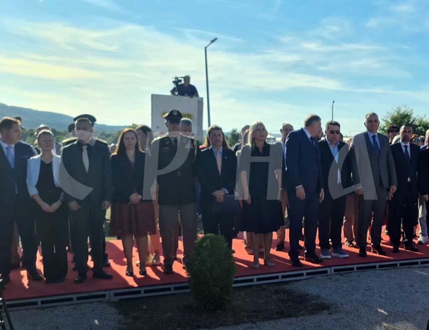 ДОБОЈ, 21. СЕПТЕМБРА /СРНА/ - У Бољанићу код Добоја почело је обиљежавање 81 године 
од спасавања савезничких пилота на Озрену у операцији "Халијард" коју су спровели припадници Југословенске војске у отаџбини.