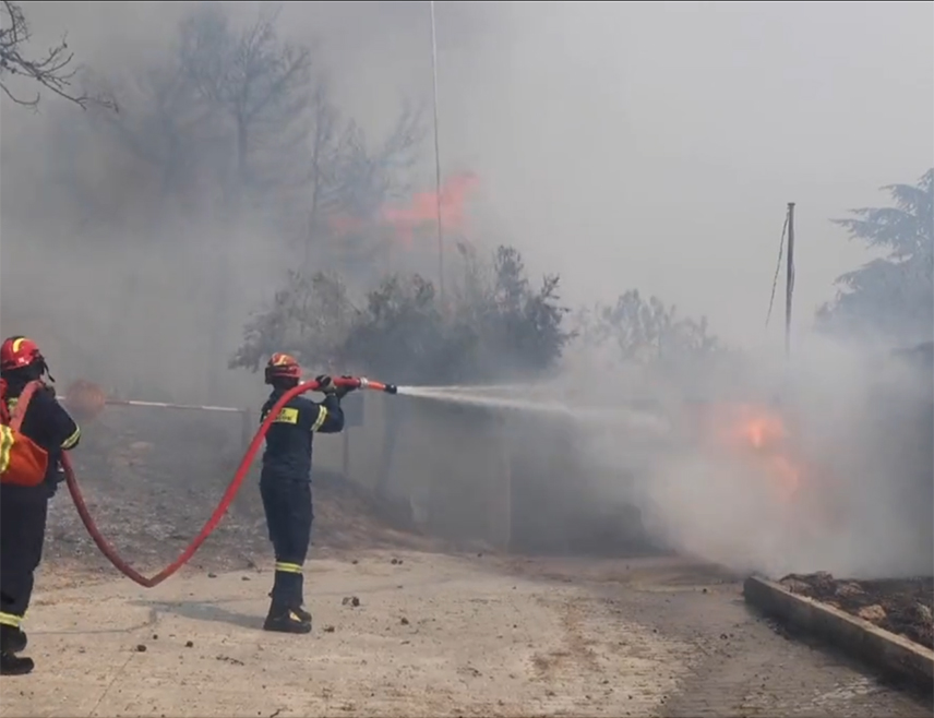 АТИНА, 21. СЕПТЕМБРА /СРНА/ - Пожар је избио у шумовитој области недалеко од мјеста Коунупи, у Арголиди у Грчкој, пише "Катимерини".