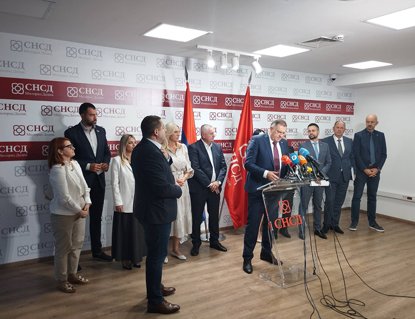 BANJA LUKA, SEPTEMBER 23 /SRNA/ - Republika Srpska President Milorad Dodik stated that attempts to outvote the Serb people send a clear message that BiH does not want to see Serbs represented at the joint level, which urgently needs to be corrected.