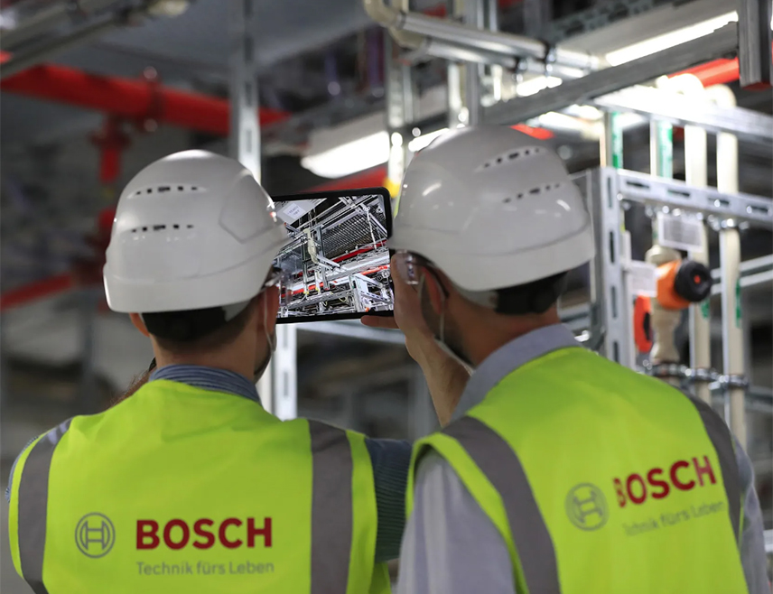 БЕРЛИН, 25. СЕПТЕМБРА /СРНА/ - Њемачки произвођач аутомобилских дијелова "Бош" планира да до 2030. године отпусти још 13.000 запослених, углавном у фабрикама у тој земљи, саопштила је компанија.