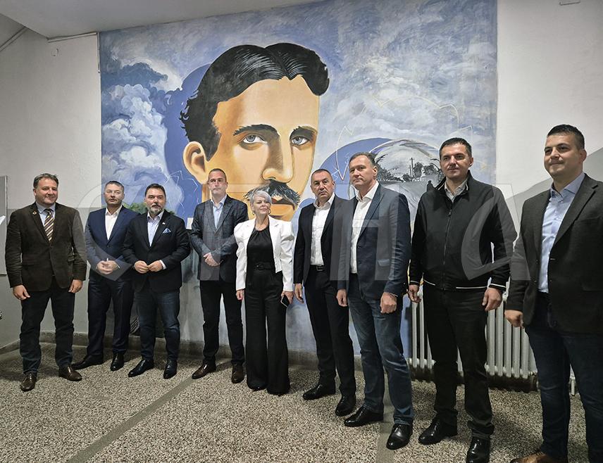 ПАЛЕ, 1. ОКТОБРА /СРНА/ - Град Источно Сарајево наставља друштвено одговорно дјеловање у оквиру пројеката енергетске ефикасности чији је циљ побољшање услова живота грађана и подстицање зелене транзиције, рекао је предсједник Скупштине града Бошко Југовић.