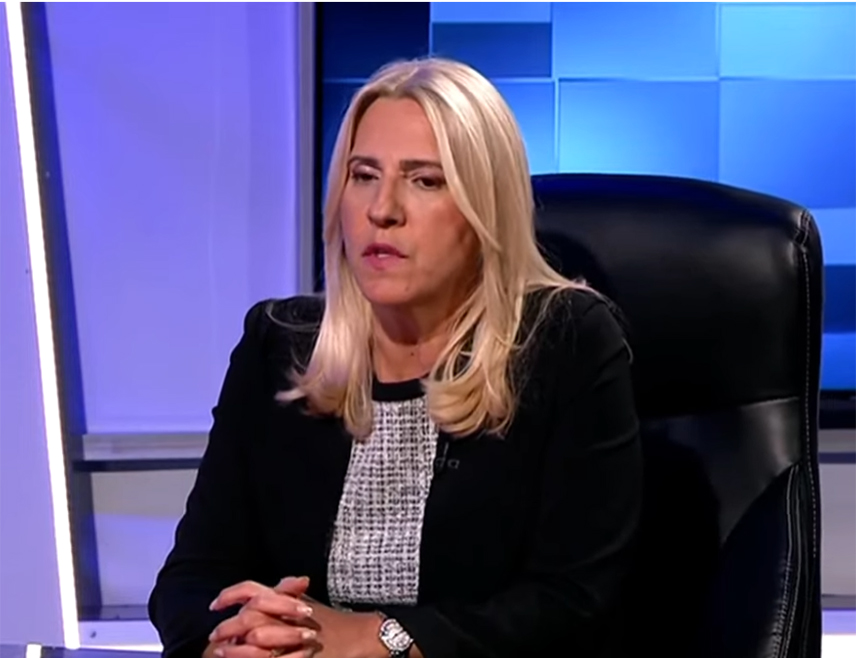 БАЊАЛУКА, 1. ОКТОБРА /СРНА/ - Српски члан Предсједништва БиХ Жељка Цвијановић изјавила је да је њена недавна посјета Сједињеним Државама била изузетно успјешна и да су се током разговора које је водила дефинисале поруке, што је веома значајно за Републику Српску, посебно због неправедне ситуације у коју је доведена поступањем Кристијана Шмита и правосуђа, а чија је намјера гажење воље бирача.