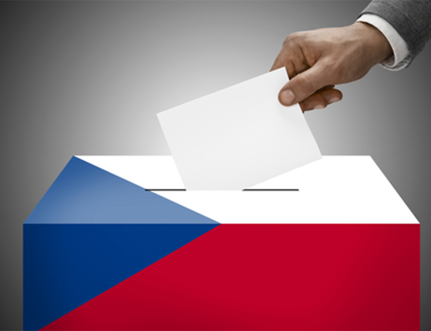 ПРАГ, 4. ОКТОБРА /СРНА/ - Дводневно гласање на изборима за Доњи дом чешког парламента завршено је данас, а према прелиминарним подацима, излазност је била око 55 одсто, јавила је чешка државна телевизија.