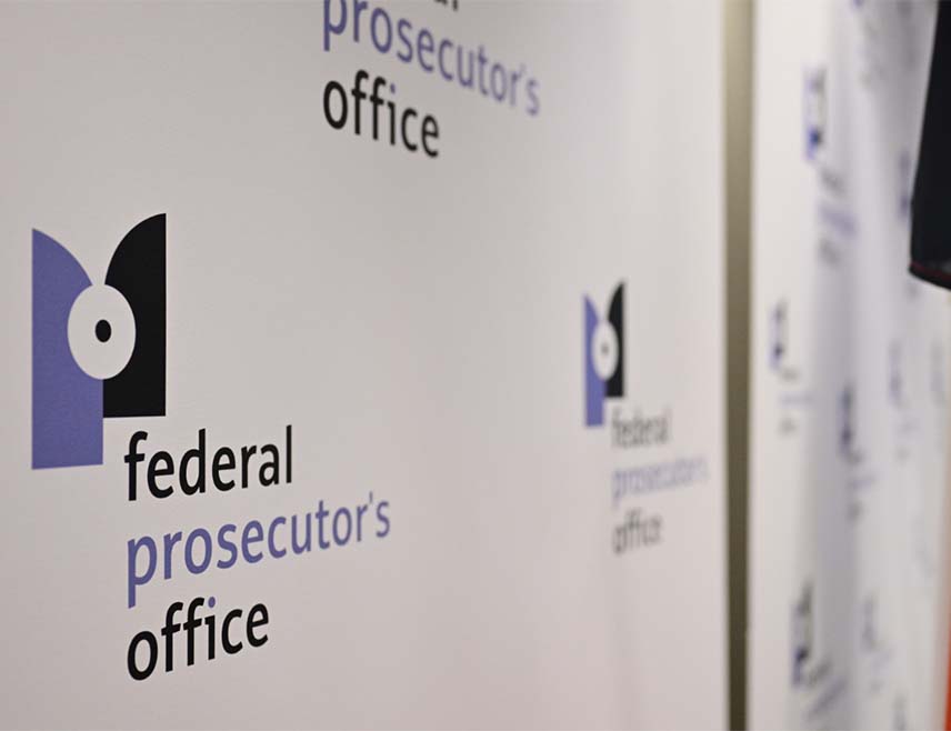 БРИСЕЛ, 9.ОКТОБРА /СРНА-Ројтерс/ - У Белгији су осујећени покушаји терористичке ћелије да изведе нападе на политичаре, саопштила је Канцеларија белгијског савезног јавног тужиоца.