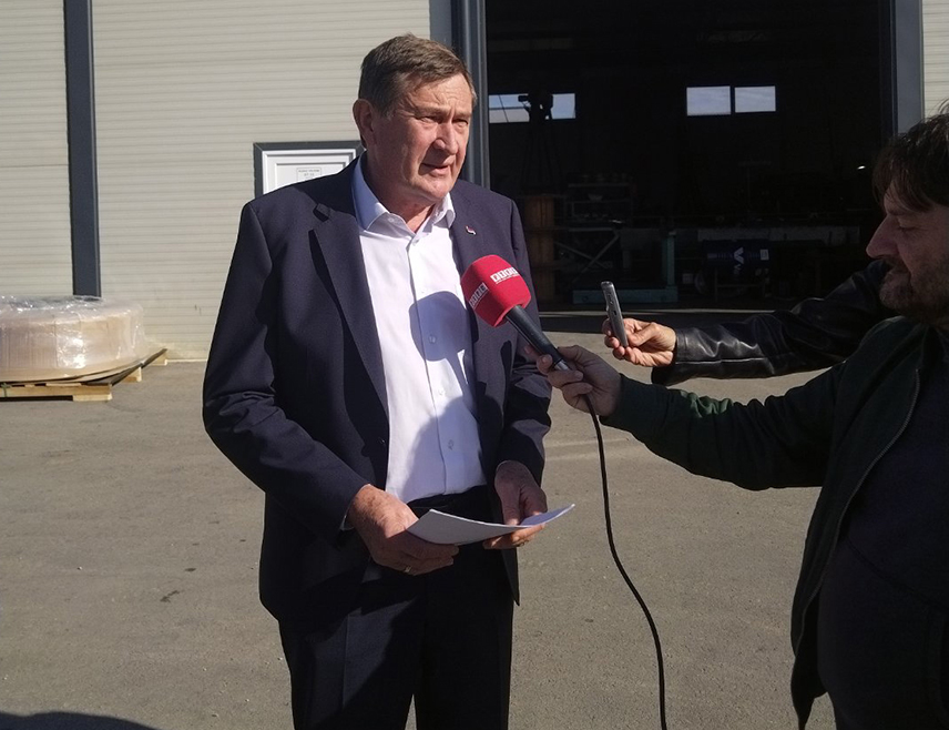 БИЈЕЉИНА, 10. ОКТОБРА /СРНА/ - Министарство привреде и предузетништва Републике Српске додијелило је ове године више од 19 милиона КМ владиних подстицаја за улагања које је користило 180 привредних субјеката, и та ће улагања расти, изјавио је у Бијељини министар Војин Митровић.