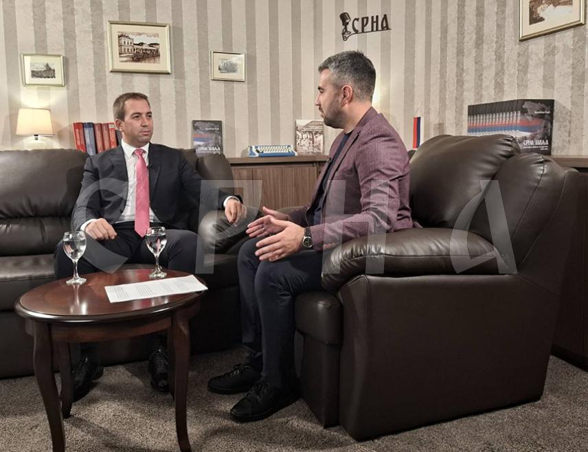 БАЊАЛУКА, 10. ОКТОБРА /СРНА/ - Министар правде Републике Српске Горан Селак изјавио је Срни да је могуће унаприједити ефикасност система правосуђа, те најавио да ће бити предложене измјене многих прописа са тим циљем.