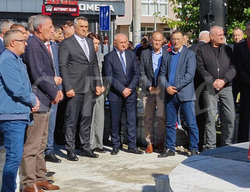 ПЕЛАГИЋЕВО, 10. ОКТОБРА /СРНА/ - Министар рударства и енергетике Српске Петар Ђокић изјавио је данас у Пелагићеву да је Трећа посавска бригада Војске Српске имала значајну улогу у очувању Српске у Одбрамбено-отаџбинском рату.