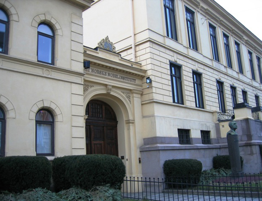 ОСЛО, 10. ОКТОБРА /СРНА/ - Норвешки Нобелов комитет истражиће да ли су информације о добитнику награде за мир процуриле прије званичног објављивања, рекао је секретар Комитета Кристијан Берг Харпвикен.