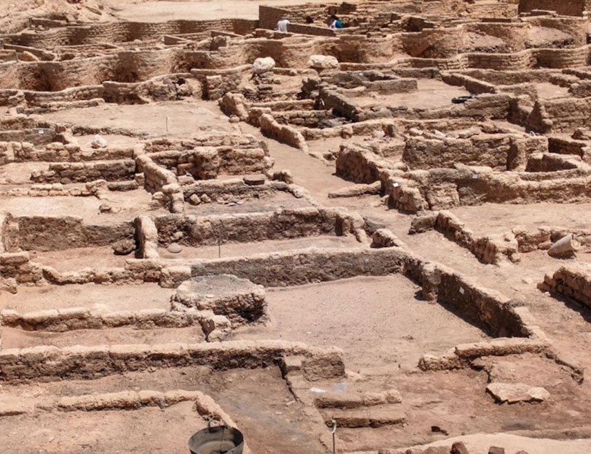 КАИРО, 11. ОКТОБРА /СРНА/ - Египатско Министарство туризма и антиквитета објавило је откриће војне тврђаве старе 3.000 година у покрајини Сјевероисточни Синај.