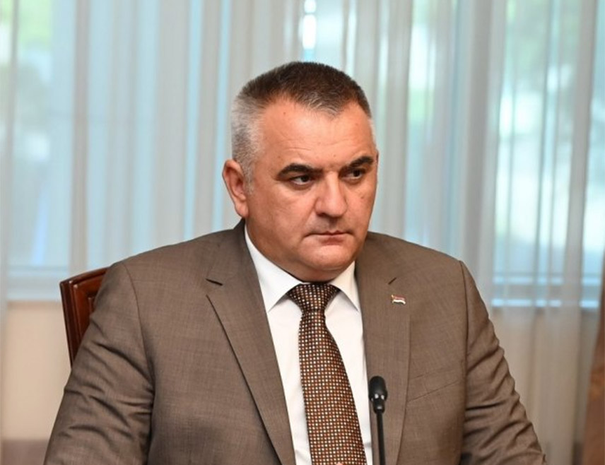 БАЊАЛУКА, 13. ОКТОБРА /СРНА/ - Предсједник Владе Републике Српске Саво Минић истакао је да вијест о миру у Гази улива вјеру у свијет без насиља.