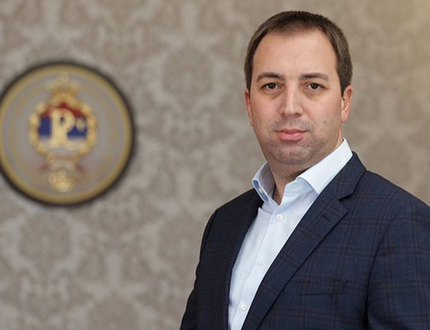 БАЊАЛУКА, 17. ОКТОБРА /СРНА/ - Министар правде Републике Српске Горан Селак присуствоваће данас у Бањалуци свечаној академији поводом обиљежавања 15 година постојања Агенције за мирно рјешавање радних спорова, а потом ће посјетити општину Мркоњић Град.