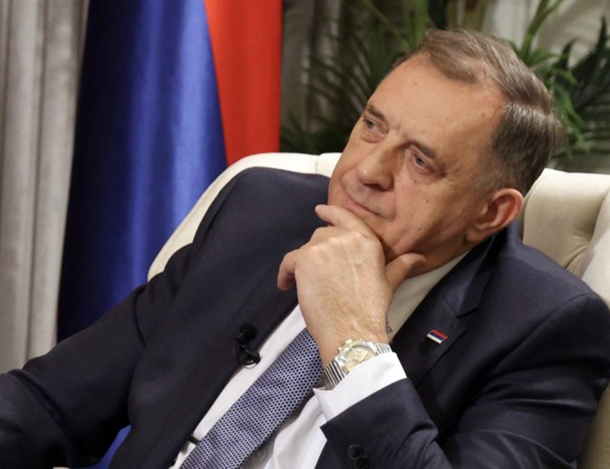 BANJA LUKA, OCTOBER 18 /SRNA/ - President of Republika Srpska Milorad Dodik said this evening that the pompous talk of forming a new opposition political movement in Srpska is a sign of weakness, not strength.
