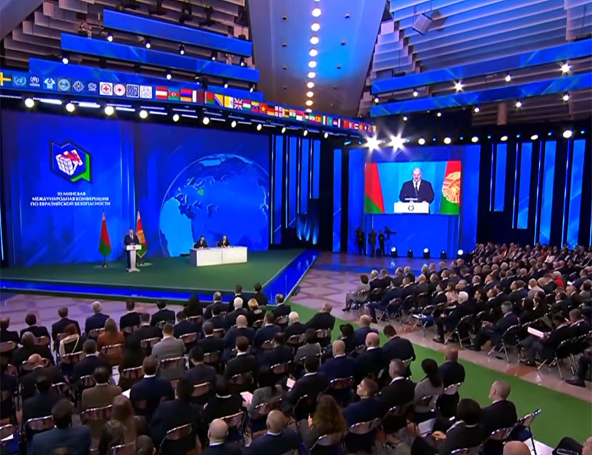 МИНСК, 28. ОКТОБРА /СРНА - РИА Новости/ - Предсједник Бјелорусије Александар Лукашенко изјавио је да је Минск спреман да се извини уколико се докаже да је одговоран за инцидент са кријумчареним метеоролошким балонима у Литванији.