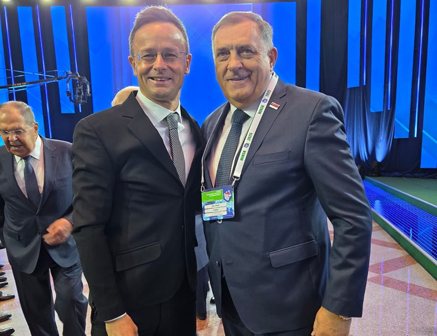 МИНСК, 28. ОКТОБРА /СРНА/ - Република Српска и Мађарска дијеле заједничку визију - мир, стабилност и право сваког народа да сам одлучује о својој будућности, рекао је предсједник Милорад Додик.