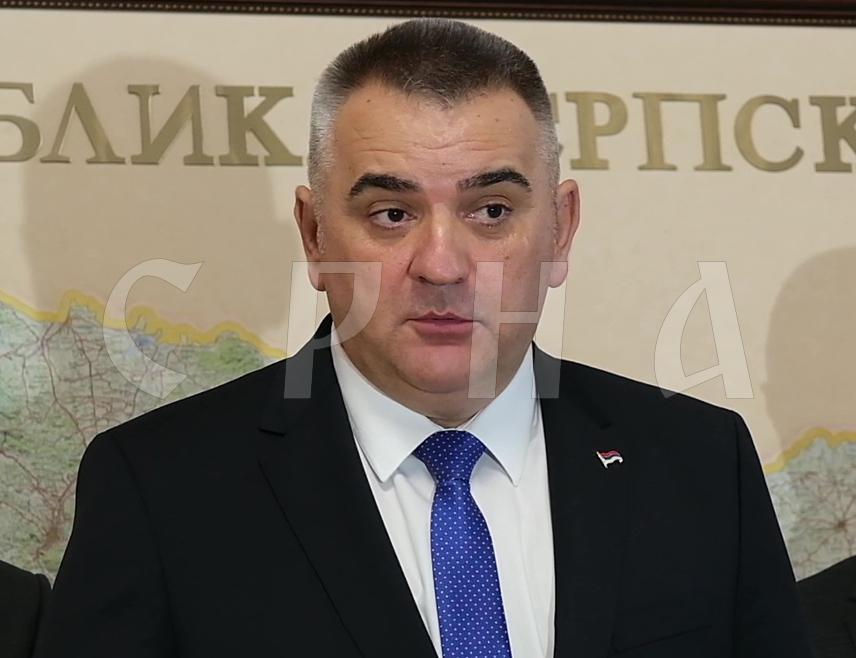 БАЊАЛУКА, 30. ОКТОБРА /СРНА/ - Предсједник Владе Републике Српске Саво Минић истакао је да ће се на сутрашњој сједници Савјета безбједности УН чути глас Републике Српске, чему ће допринијети руско предсједавање.