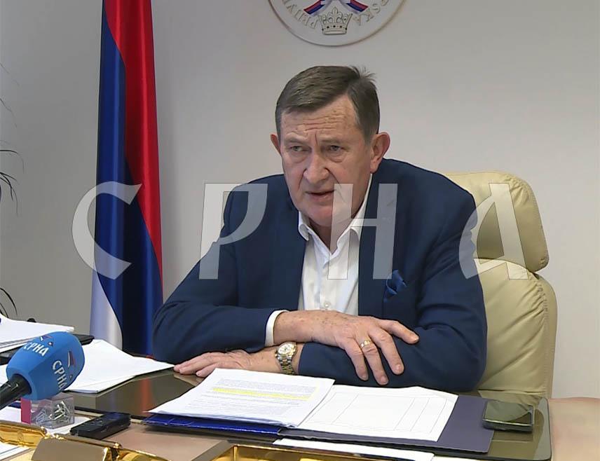 LAKTAŠI, OCTOBER 30 /SRNA/ – The Minister of Economy and Entrepreneurship of Republika Srpska, Vojin Mitrović, says that the Srpska Government and the line ministry are doing everything possible to enable entrepreneurs to obtain incentives more quickly and easily in order to improve their business operations.