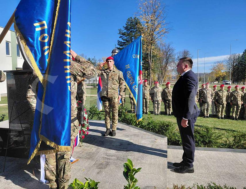 BANJA LUKA, NOVEMBER 1 /SRNA/ - Republika Srpska Minister of Internal Affairs Željko Budimir said today that Srpska was born out of a grueling struggle and exists thanks to its heroes, both the fallen and the living, as well as those who were left disabled.