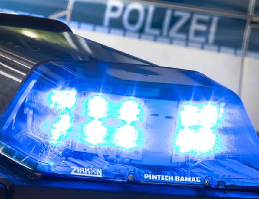 БЕРЛИН, 2. НОВЕМБРА /СРНА/ - Њемачка полиција ухапсила је у Берлину мушкарца, сиријског држављанина, осумњиченог за планирање џихадистичког напада , саопштило је берлинско јавно тужилаштво.