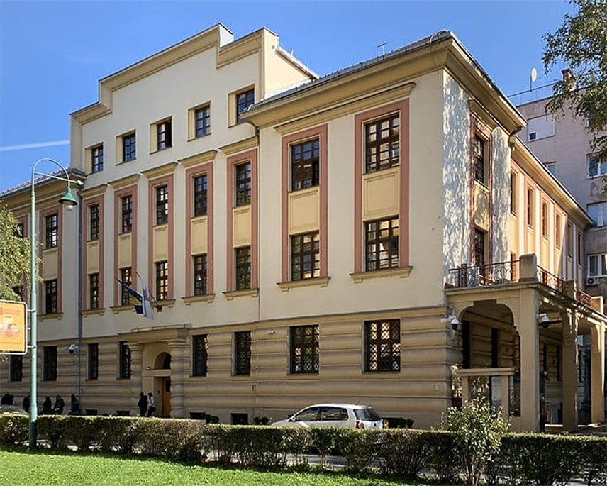 САРАЈЕВО, 3. НОВЕМБРА /СРНА/ – Полицајац Амар Турчало, који је ухапшен у Кантону Сарајево због сексуалног искориштавања дјетета, предат је у надлежност Кантоналног тужилаштва, рекла је главни кантонални тужилац Мелиха Дугалија.