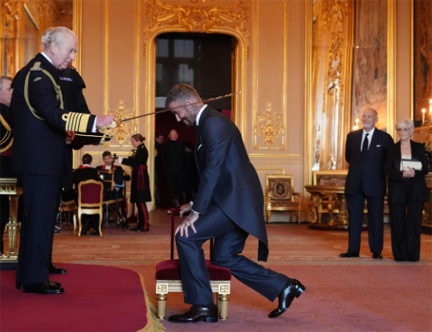 ЛОНДОН, 4. НОВЕМБРА /СРНА/ - Краљ Велике Британије Чарлс Трећи прогласио је бившег енглеског фудбалера Дејвида Бекама витезом, чиме је једном од најпознатијих фудбалера у историји одато признање за његов допринос спорту и хуманитарном раду, јавља Ројтерс.