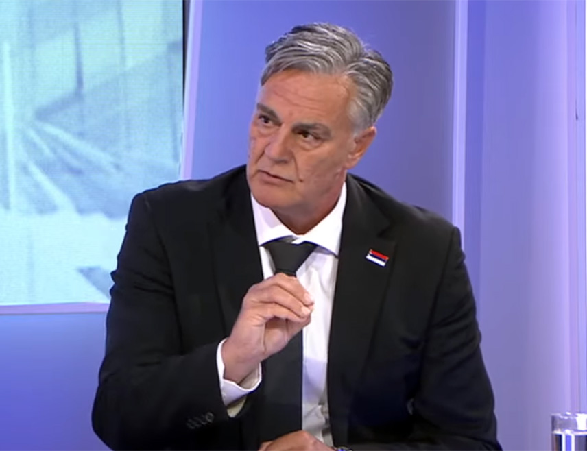 БАЊАЛУКА, 4. НОВЕМБРА /СРНА/ - Професор Уставног права Синиша Каран изјавио је вечерас да се послије одлуке крњег Уставног суда БиХ по апелацијама предсједника Милорада Додика може рећи да БиХ више нема Устав.