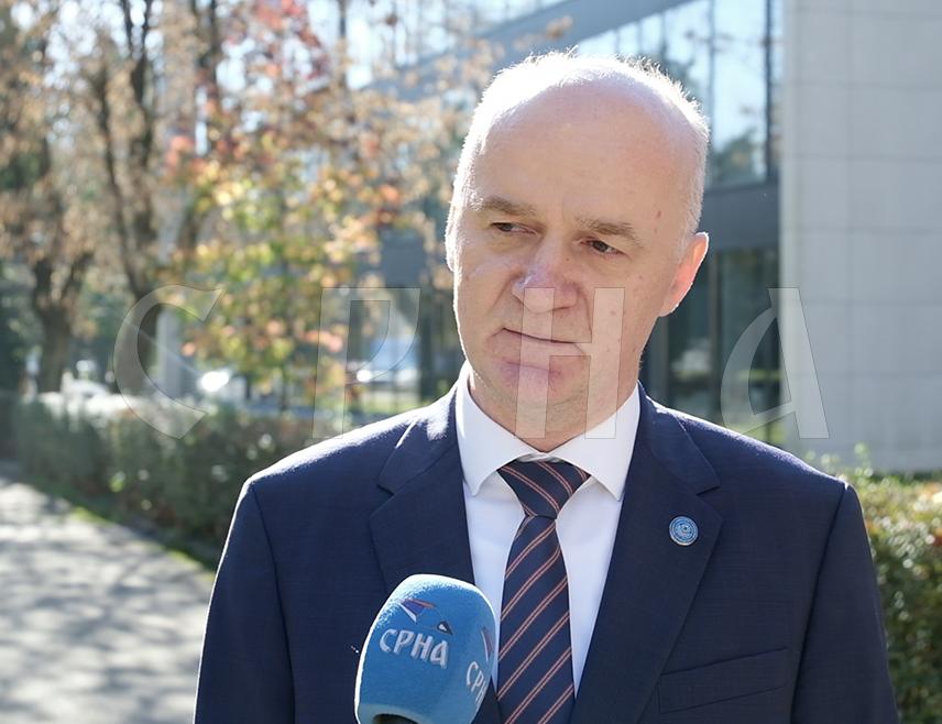 BANJA LUKA, NOVEMBER 10 /SRNA/ - The Rector of the University of Banja Luka, Radoslav Gajanin, told SRNA that this institution of higher learning is one of the most sought-after in the region for acquiring knowledge, emphasizing that it educates professionals capable of meeting the needs of the labor market both in the country and abroad.