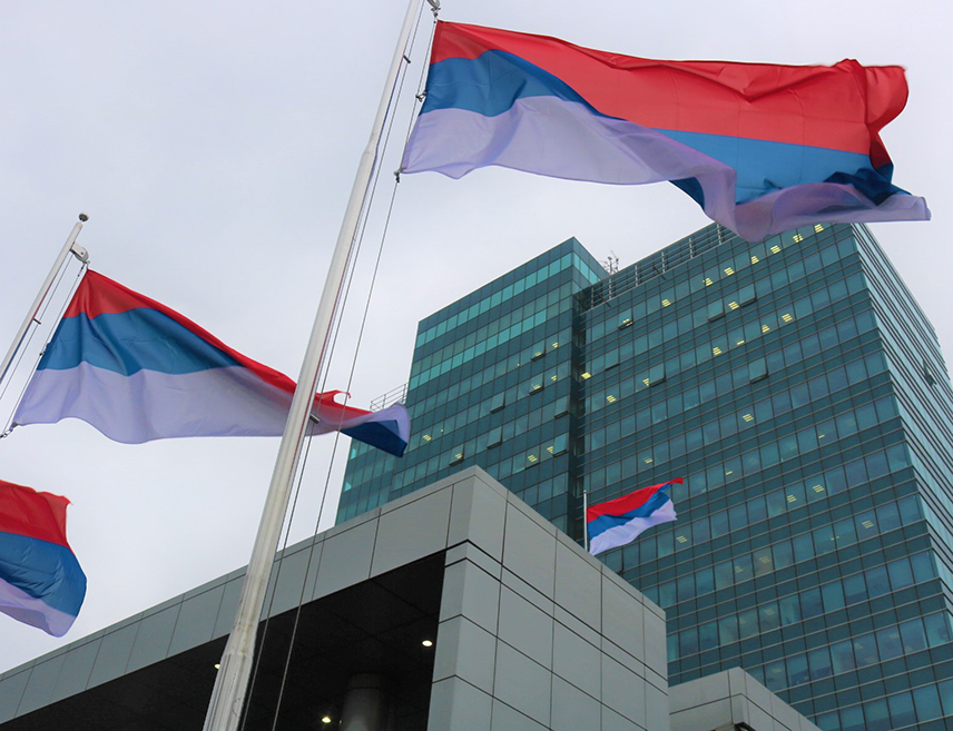 БАЊАЛУКА, 13. НОВЕМБРА /СРНА/ - Влада Републике Српске одржаће данас у Бањалуци тематску сједницу о стању у предузећу "Електропривреда Републике Српске".