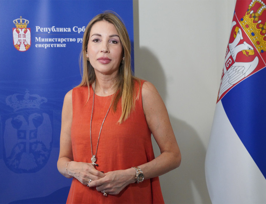 БЕОГРАД, 15. НОВЕМБРА /СРНА/ - Сједињене Државе обавијестиле су Владу Србије да не прихватају понуду о преузмању НИС-а већ да желе излазак руског власништва из те компаније, рекла је данас министар рударства и енергетике Србије Дубравка Ђедовић Хандановић.