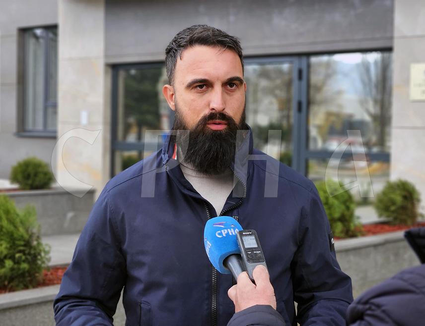 ИСТОЧНО САРАЈЕВО, 18. НОВЕМБРА /СРНА/ - Апсурдна је чињеница да је БиХ, три деценије након Дејтонског споразума, међународни протекторат, изјавио је Срни социолог Владимир Васић.