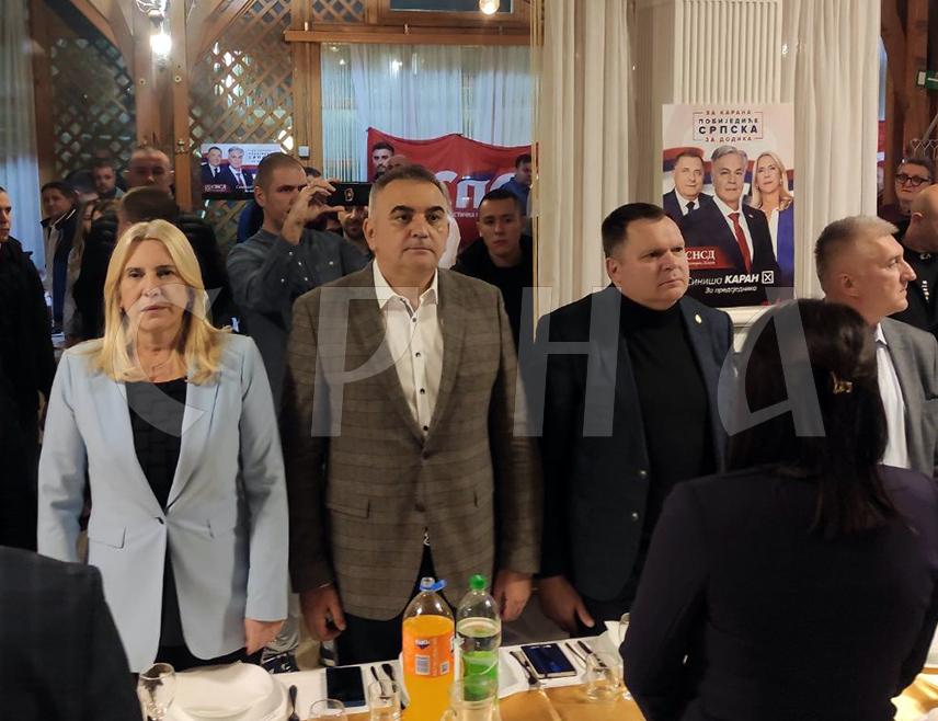 БАЊАЛУКА, 17. НОВЕМБРА /СРНА/ - Потпредсједник СНСД-а Жељка Цвијановић оцијенила је да је Синиша Каран далеко најбоља политичка понуда када је ријеч о предстојећим пријевременим изборима за предсједника Републике Српске.